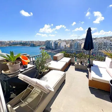Casa Spinola #seafrontpenthouse * St. Julian's